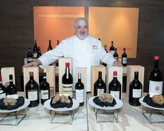 Белый трюфель весом 1 кг был продан на аукционе в Италии за 132000$